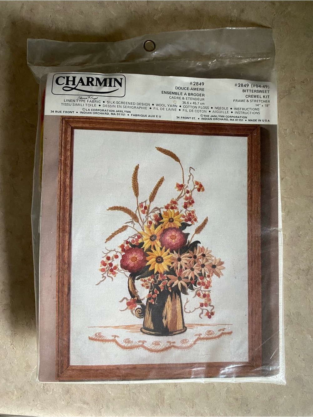 New Vintage 70s Charmin #2849 Douce-Amere / Bittersweet Crewel Kit 14x18” Floral